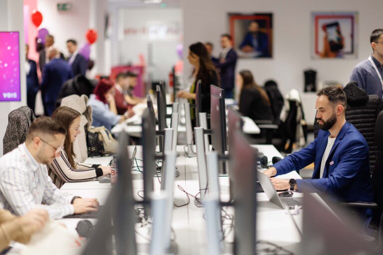 Noi locuri de muncă în tehnologie