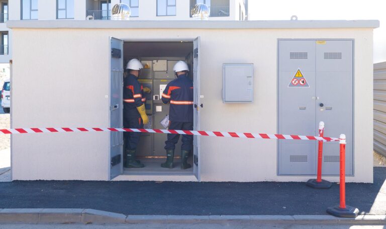 Rețele Electrice România scoate la licitație lucrări de aproape 200 milioane de lei pentru modernizarea infrastructurii energetice din orașul Bocșa