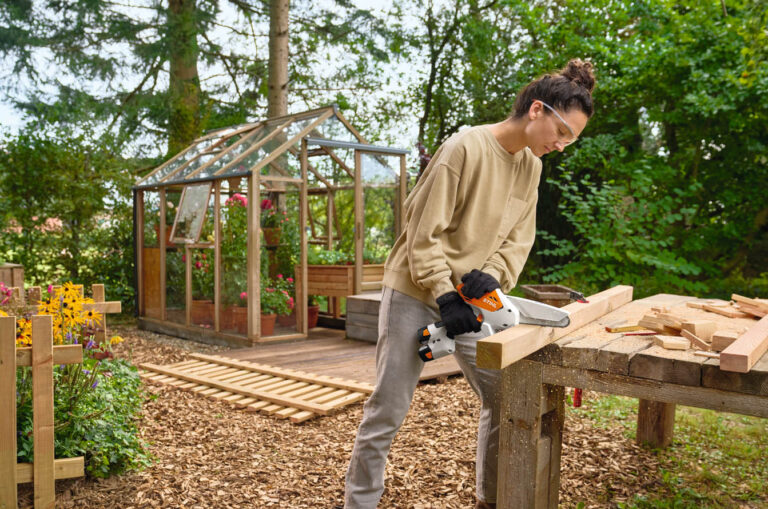 STIHL își consolidează poziția pe segmentul de utilaje pe acumulator prin lansarea GTA 30