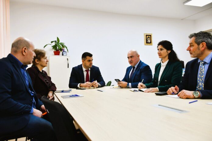 Întrevedere a conducerii Autorității Vamale Române cu delegația Misiunii Uniunii Europene de Consiliere în Ucraina (EUAM Ukraine) IMG-20260123-WA0003