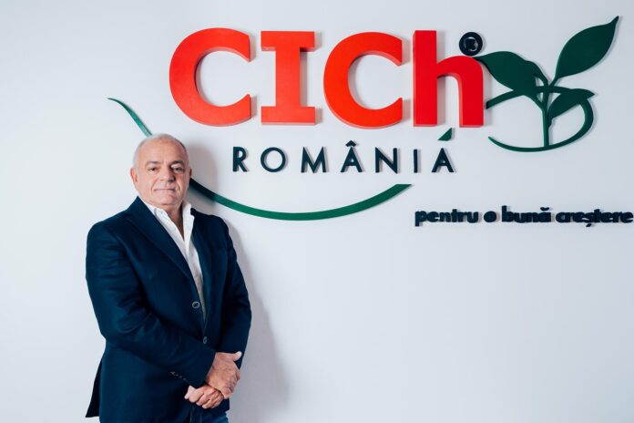 © Carlos Funes https://goo.gl/yR8reg Ernesto Sudati Fondator si Presedinte CICh Navodari, © Carlos Funes https://goo.gl/yR8reg