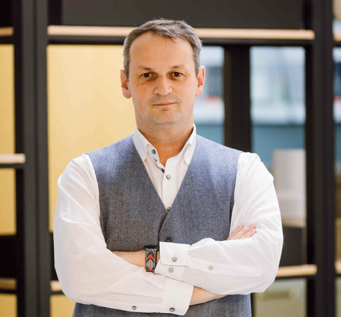 Szabolcs Héjja_crop_resize