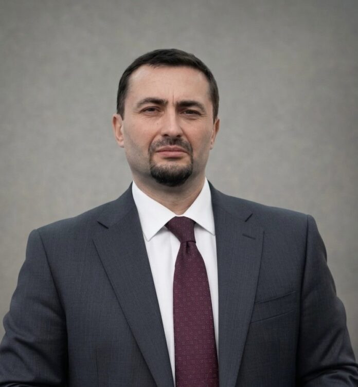 Adrian Romanescu_Director Distributie_HE