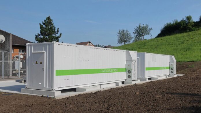 Tesvolt_battery_energy_storage_system_Rheineck_wikimedia commons By Kecko from Eastern Switzerland - Rheineck - Large Battery Storage Device, CC BY 2.0_resize logo removed