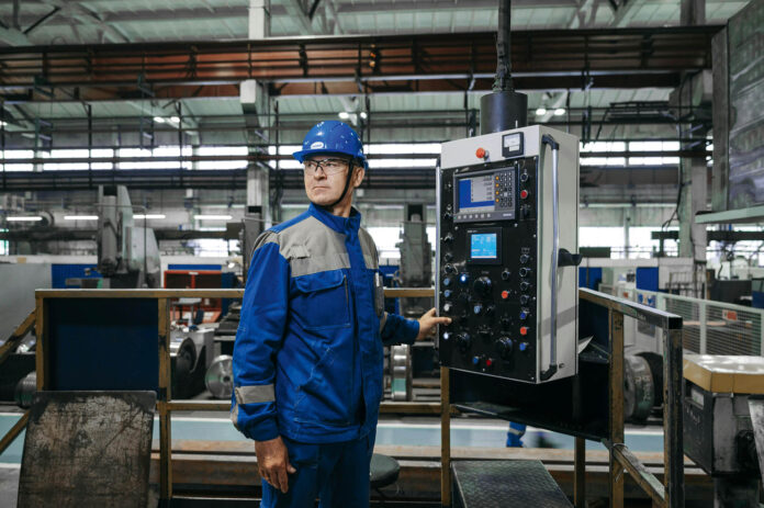 industrie pexels-sergey-sergeev-2153675005-32845696