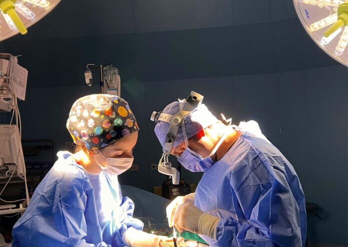 medical pexels-zeynep-ozata-2153642453-32828953_reszie