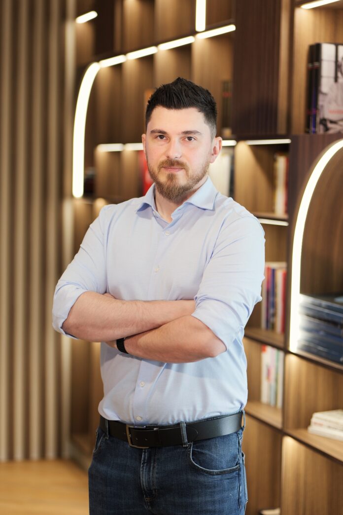 Victor Dima_Manager Departament Trezorerie_Tavex România-1