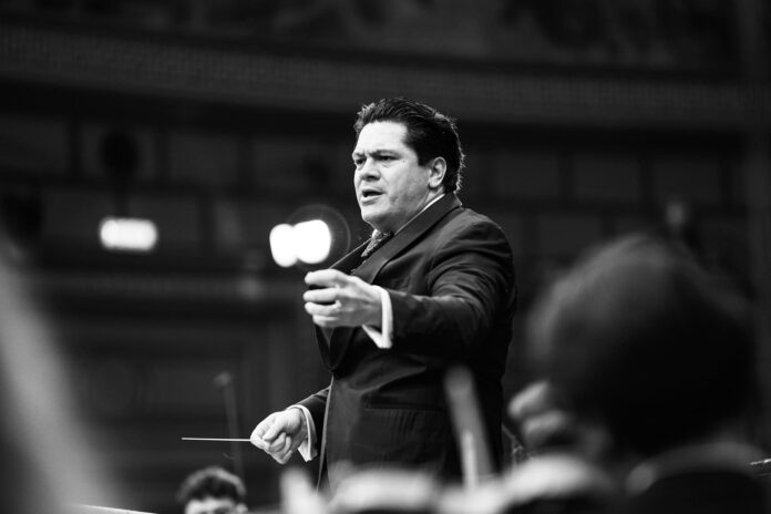 Cristian Măcelaru (c) Alex Damian_-2