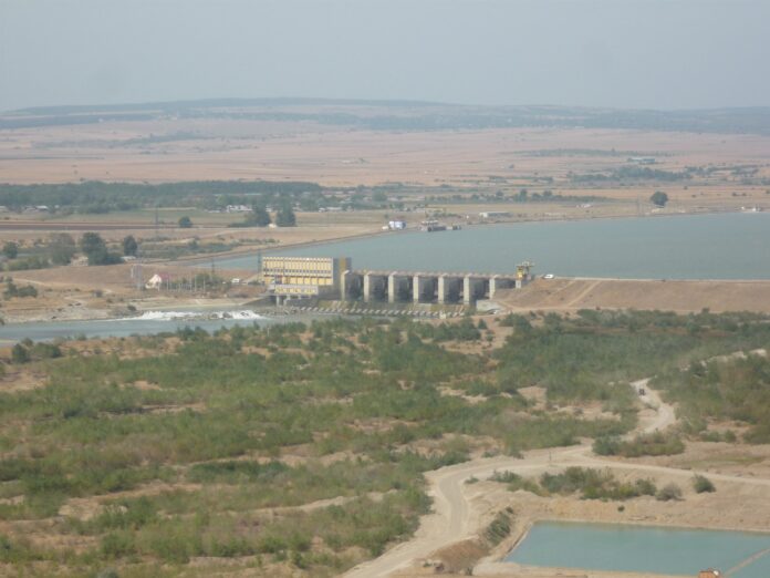 baraj_râu