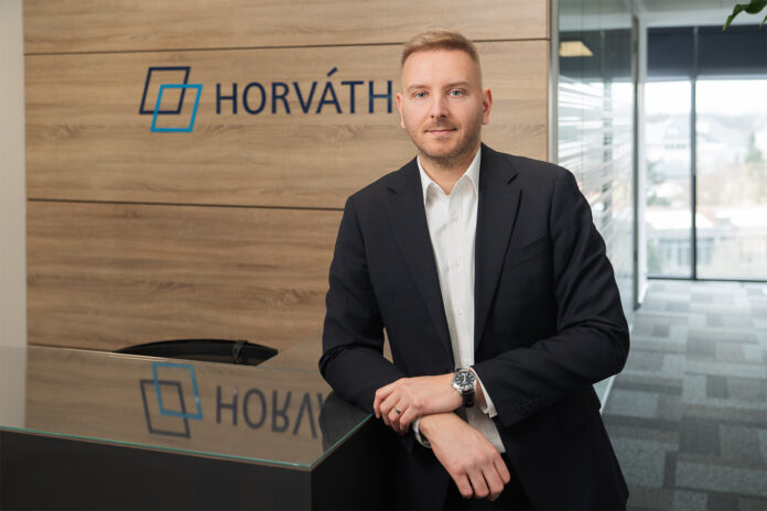 Daniel Costache, Senior Project Manager, Horvath