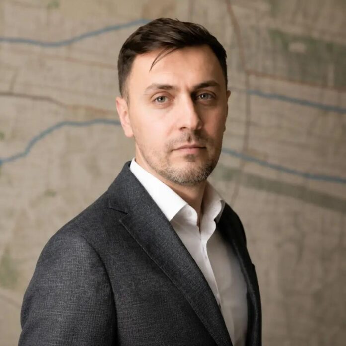Mihai Chihaia, Chief Revenue Officer dvloper