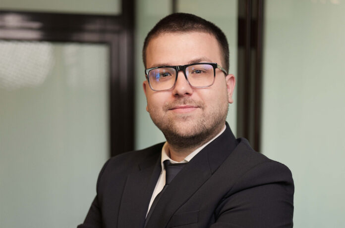 Radu-Iulian Pădurean crop resize