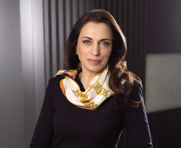 Simona Constantinescu_FIHR _resize