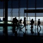 21 de suspecți arestați după ce o rețea folosea bilete ieftine pentru a scoate droguri din Brussels Airport